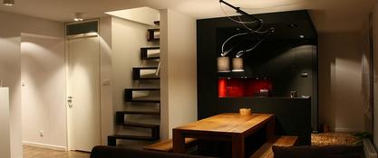 Nowoczesna ale ciepła przestrzeń apartamentu Major Architekci